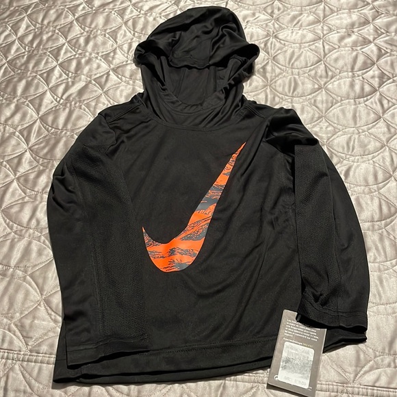 Nike Other - Nike dri-fit hoodie shirt